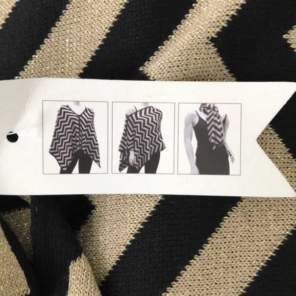 Metallic - Picture 3 of 3